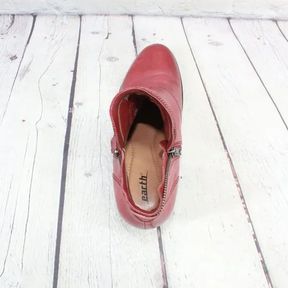 EARTH Red Leather Side Zip Heeled Ankle Booties Size 7.5 - Picture 6 of 9